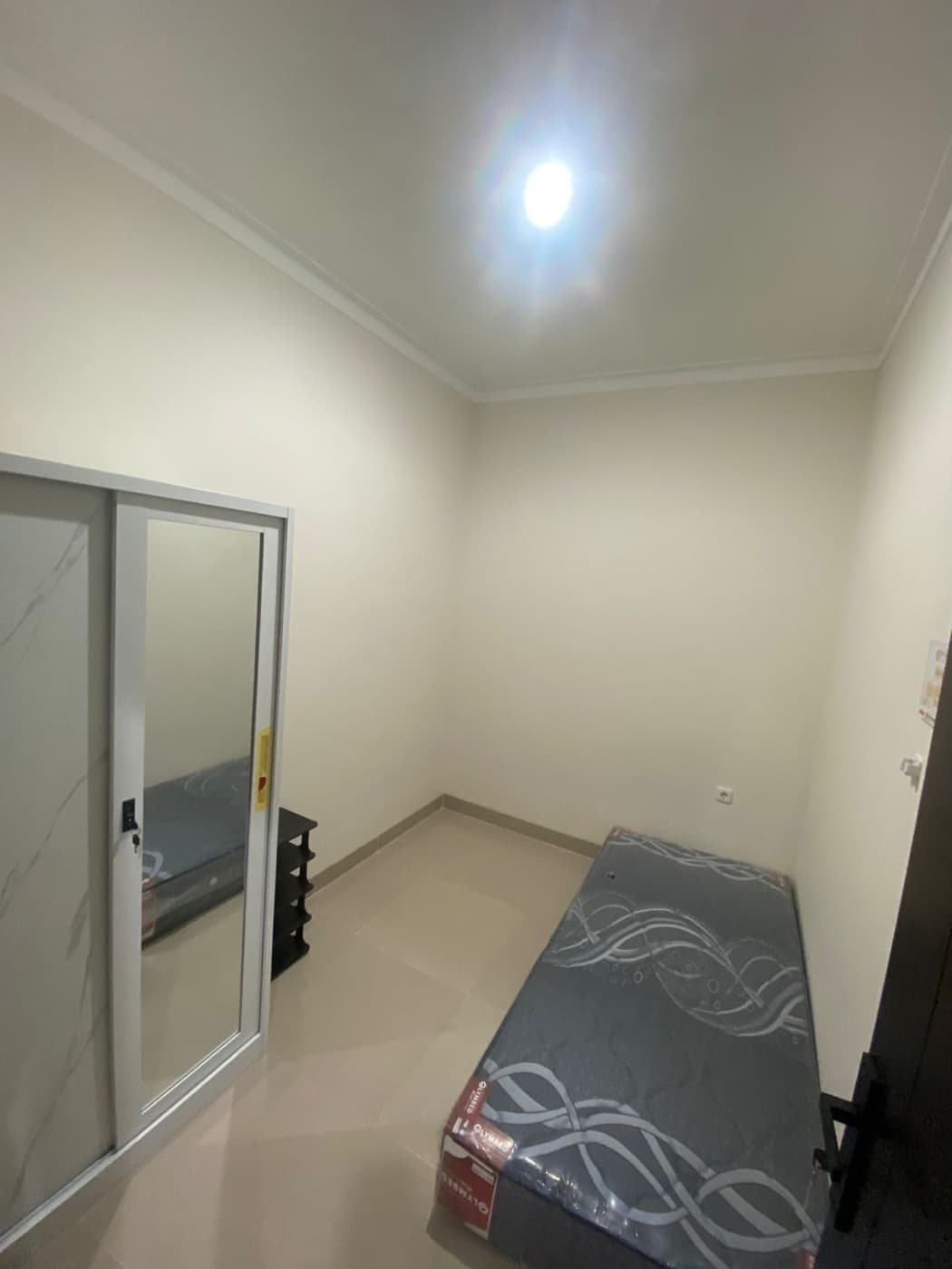 Kost 2 - 06, Kost 2 - 06, tampak kamar