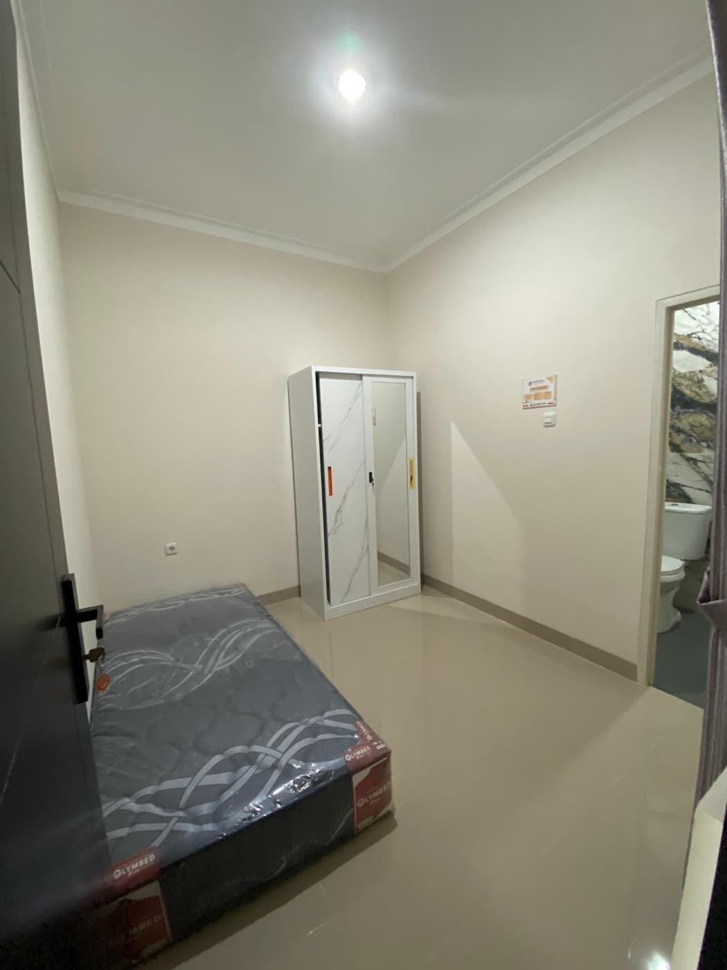 Kost 3 - 03, Kost 3 - 03, tampak kamar