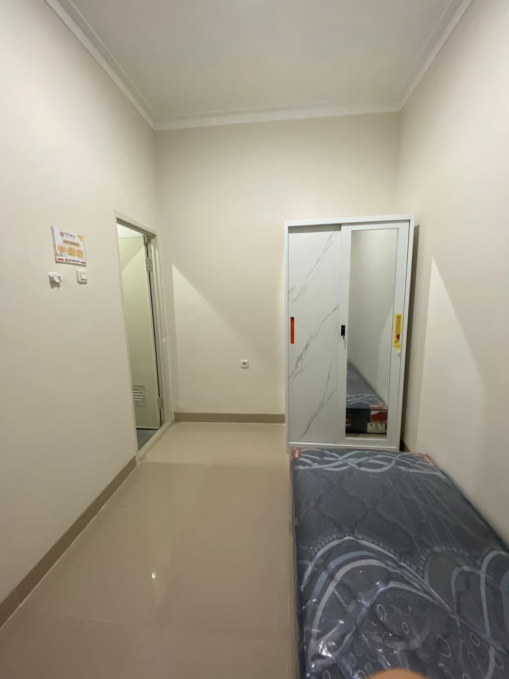 Kost 3 - 04, Kost 3 - 04, tampak kamar