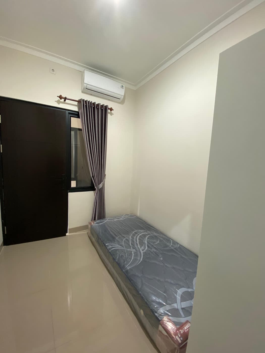 Kost 3 - 05, Kost 3 - 05, tampak kamar