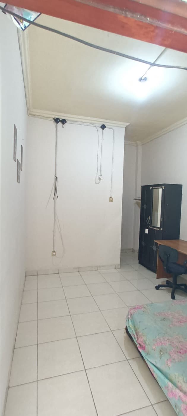 No. 10, No. 10, tampak kamar