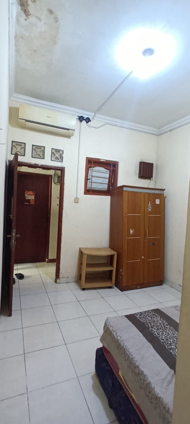 No. 12, My Hometown Istiqmal, No. 12, tampak kamar
