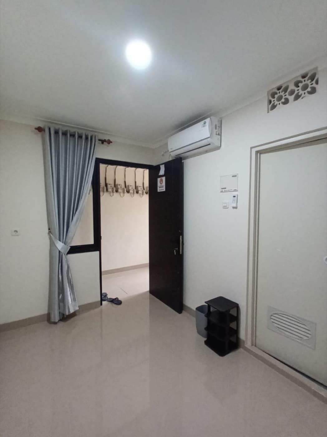 Kost B2 - 09, Kost B2 - 09, tampak kamar