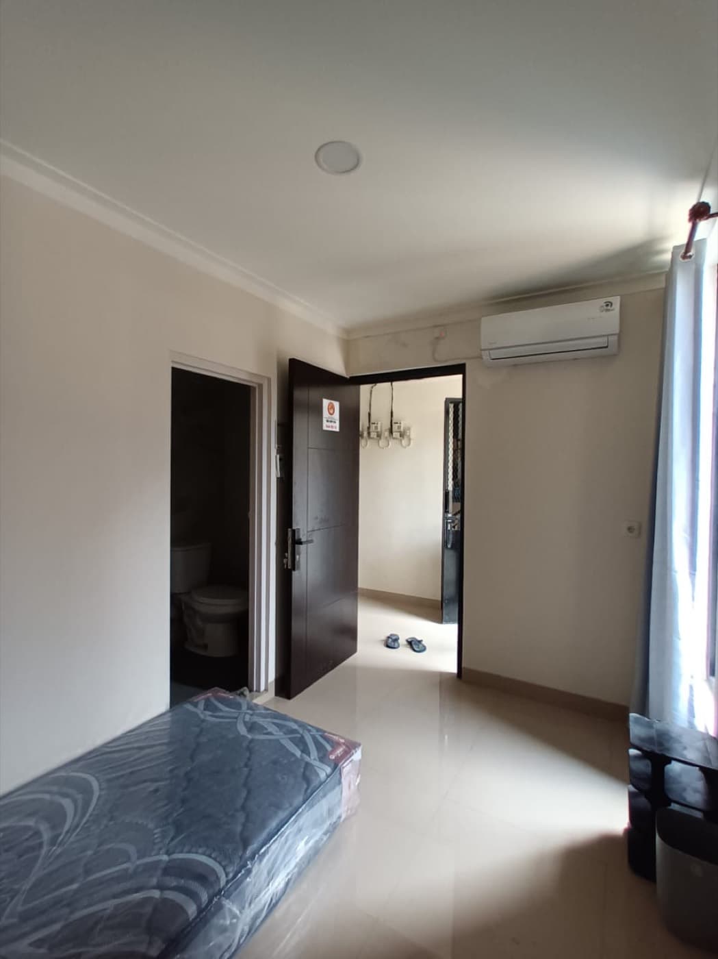 Kost B2 - 10, Kost B2 - 10, tampak kamar