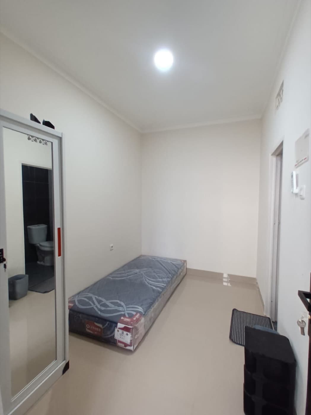 Kost B3 - 04, My Hometown MP 18B, Kost B3 - 04, tampak kamar