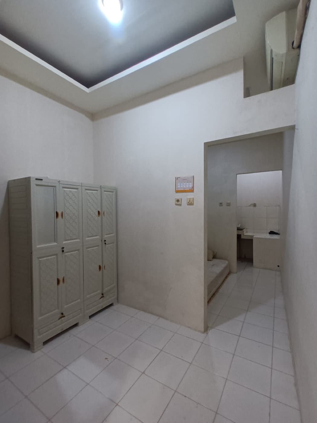 Studio 01, Studio 01, tampak kamar