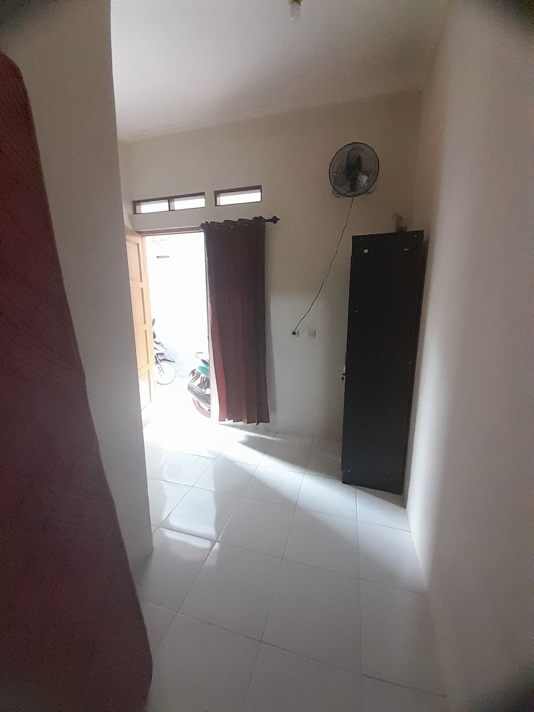 No. 2, No. 2, tampak kamar
