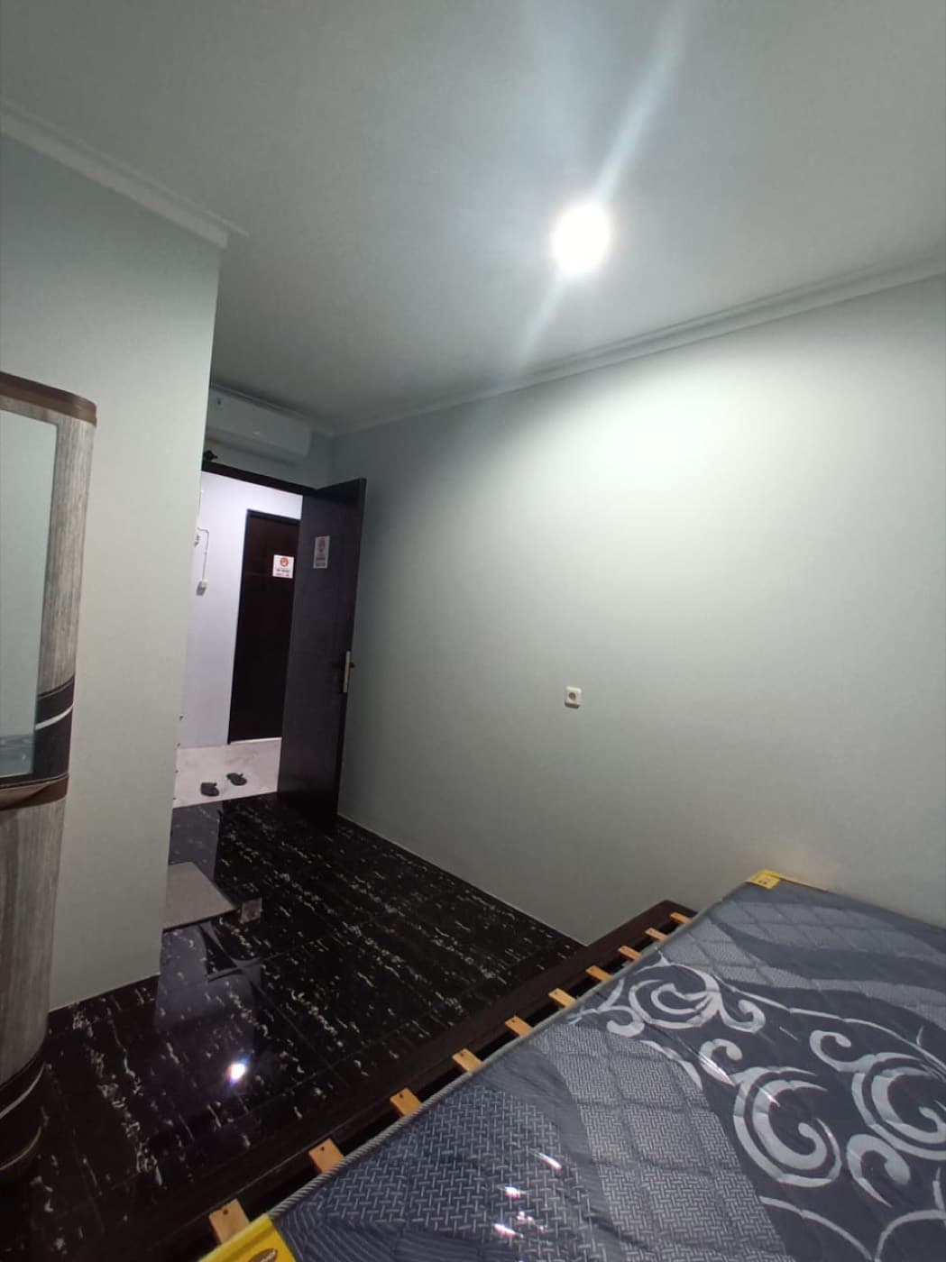 Kost 2-08, My Hometown Aisyah Commercial, Kost 2-08, tampak kamar