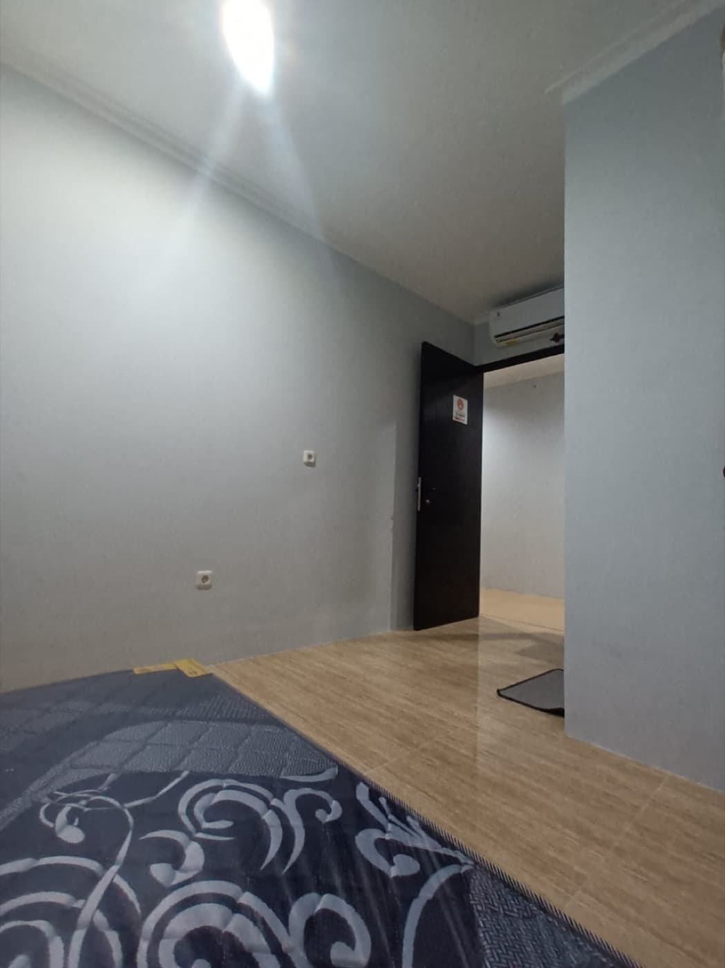 Kost 3-04, Kost 3-04, tampak kamar